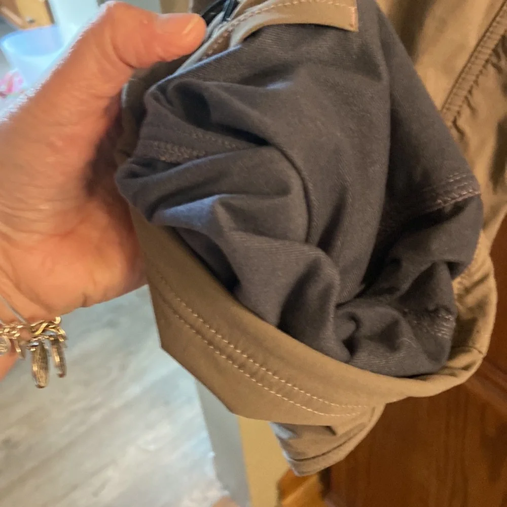 NWT Womens water repellent LL Bean pants . Size 12 Regular - Picture 7 of 10